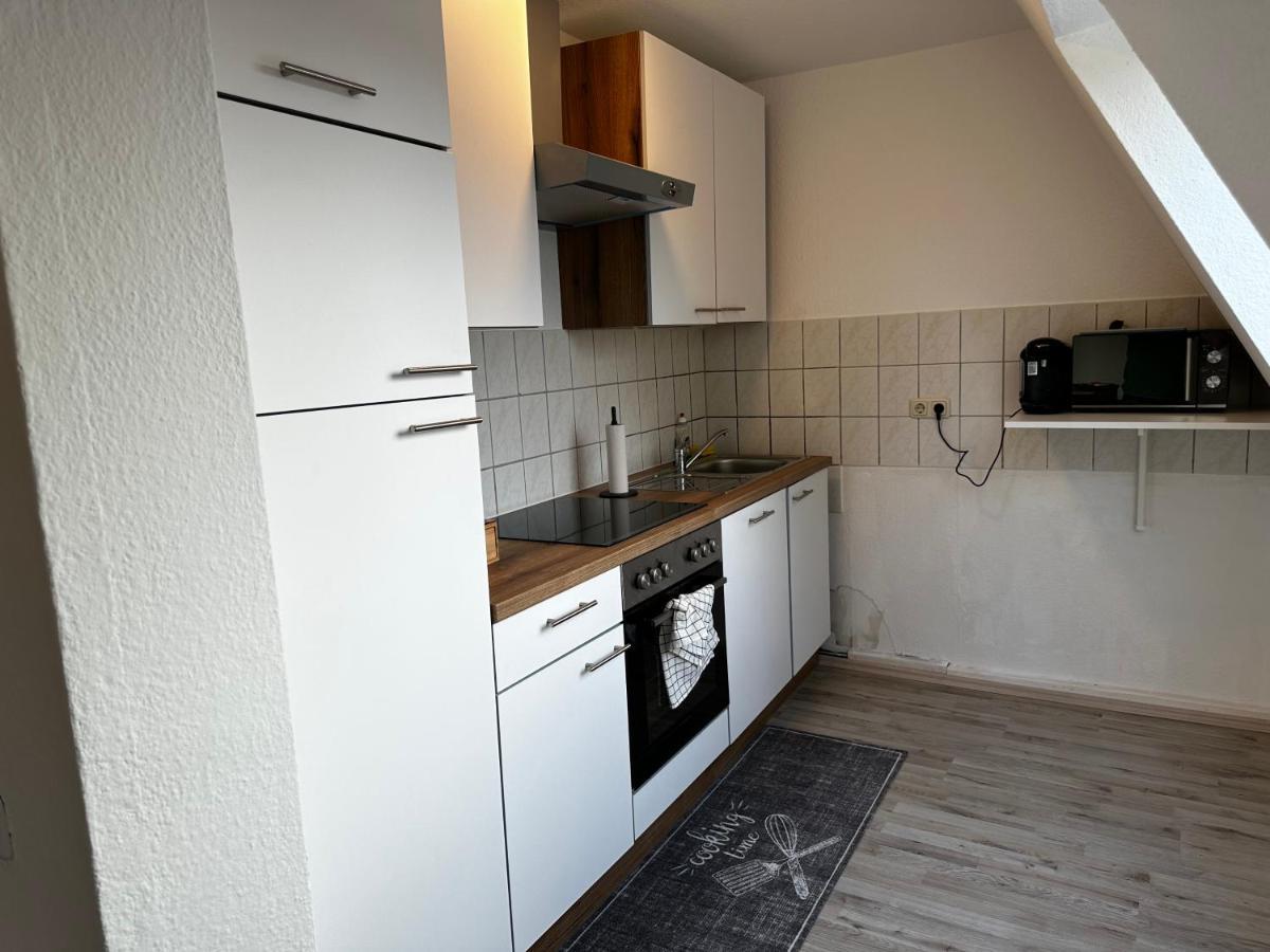 A&V Apartments Schoene Dachgeschoss Wohnung Apt Sterne Gelsenkirchen Exterior photo
